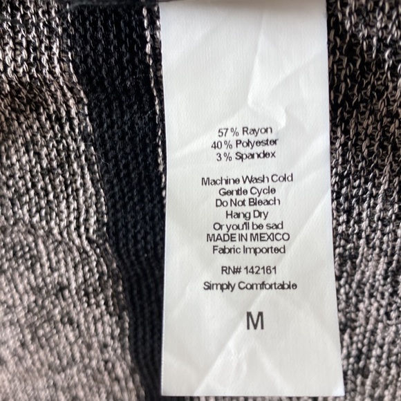 LuLaRoe Joy, Size M. Knit long duster vest. NWOT. Flawless. - Picture 4 of 7